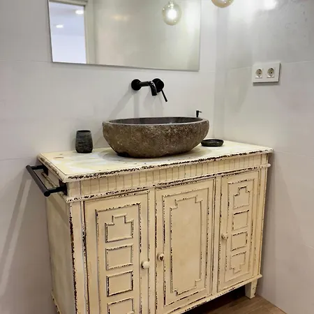 Oasis Ii Center With Mountain Views - Eaw Homes דירה